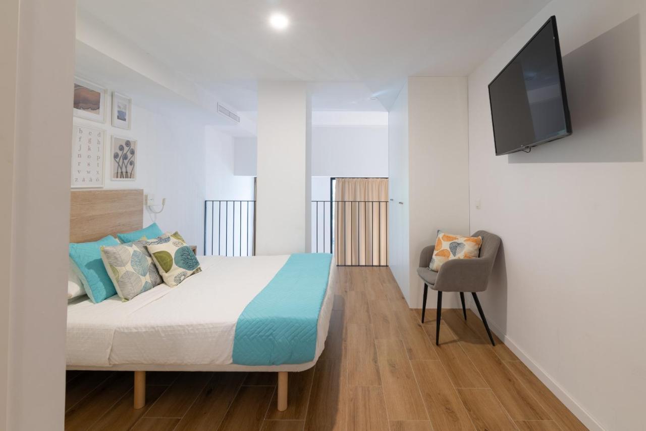 Dormforyou Alameda 12 Apartment Valencia Bagian luar foto